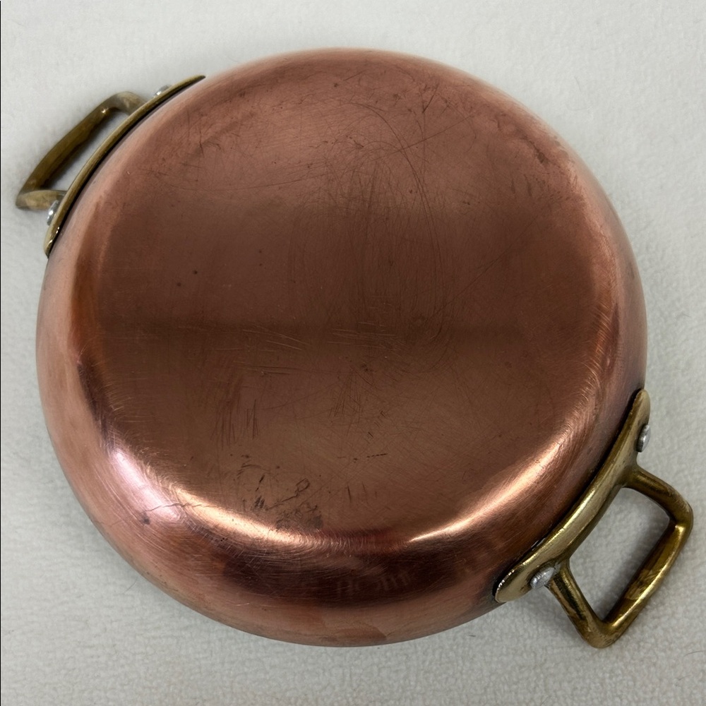 Vintage 5.6” D copper frying pan with solid brass handles